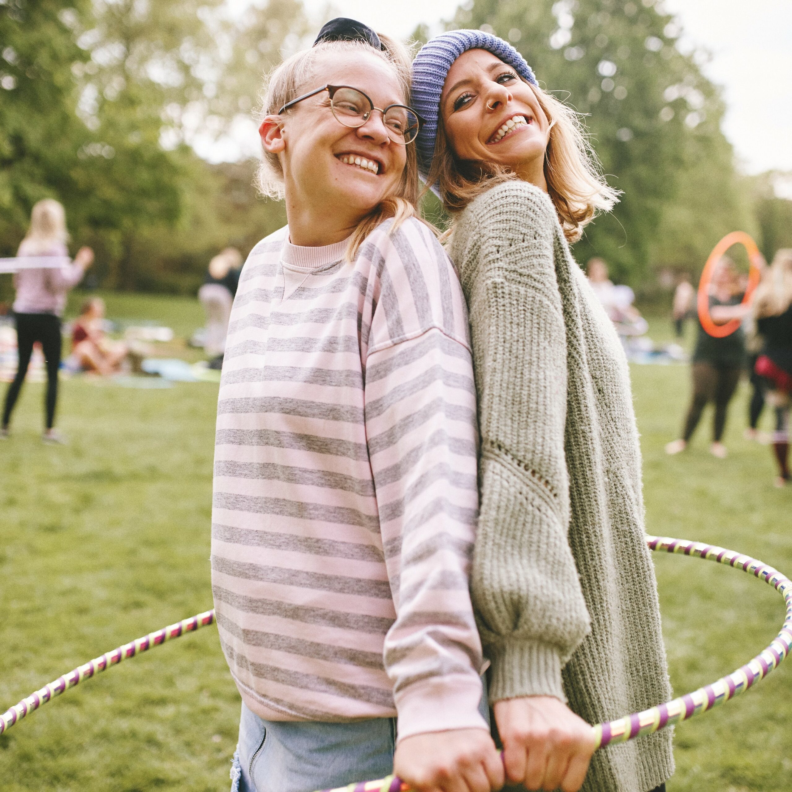 How to deals learn hula hoop